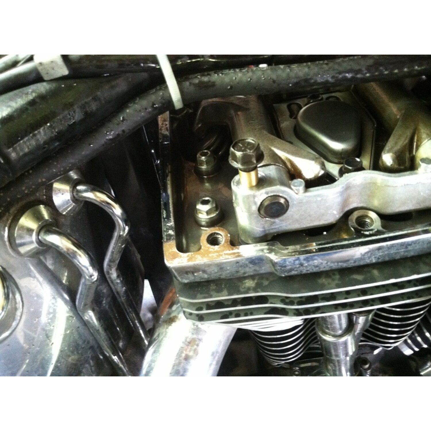 DK Custom, Rocker Locker kit. Twin Cam